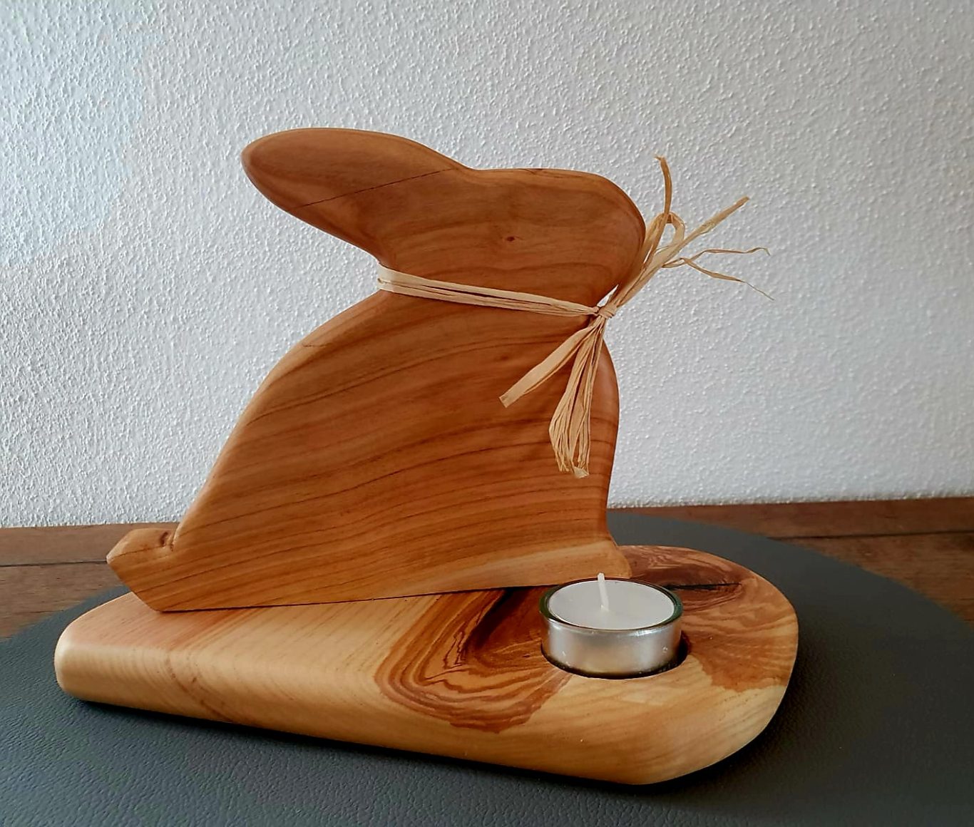 Hase mit Teelicht, ca. 20cm