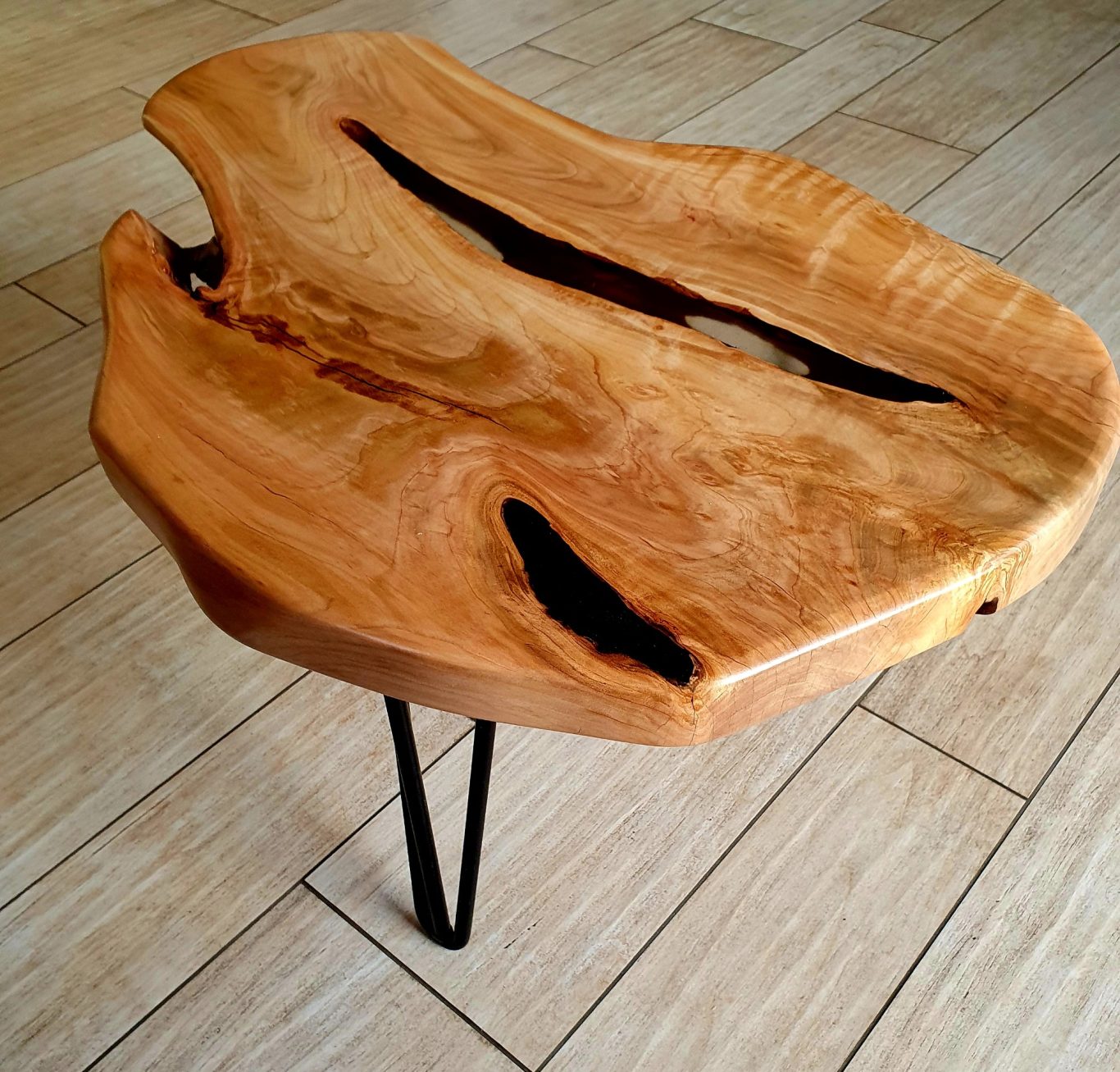 Beistelltisch Kirsch/Epoxid