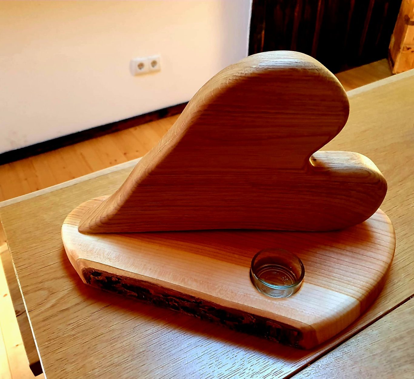 Herz groß - Eiche und Kirsche